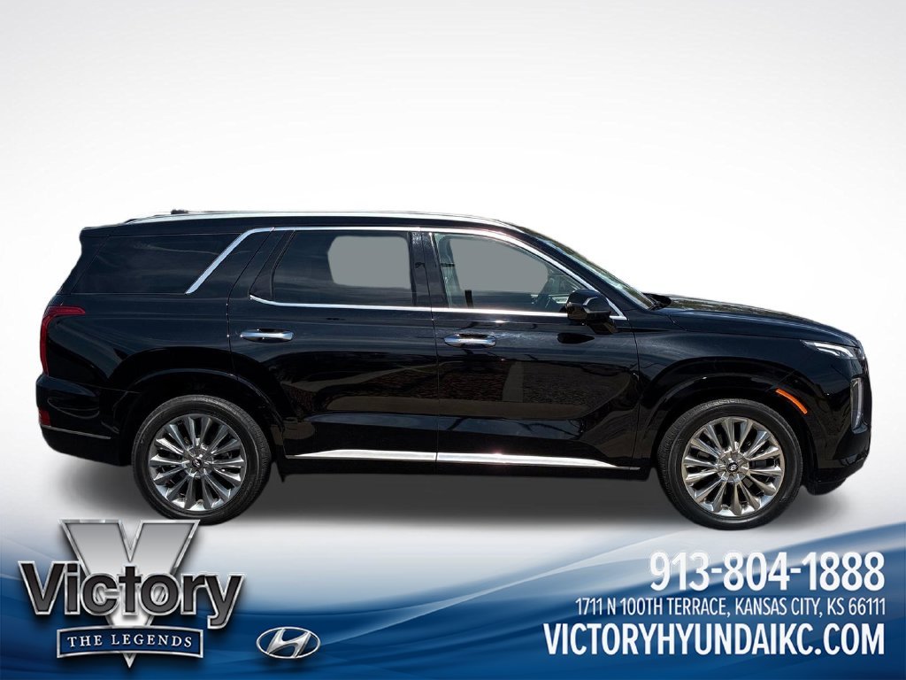 Used 2020 Black Hyundai Limited image 5