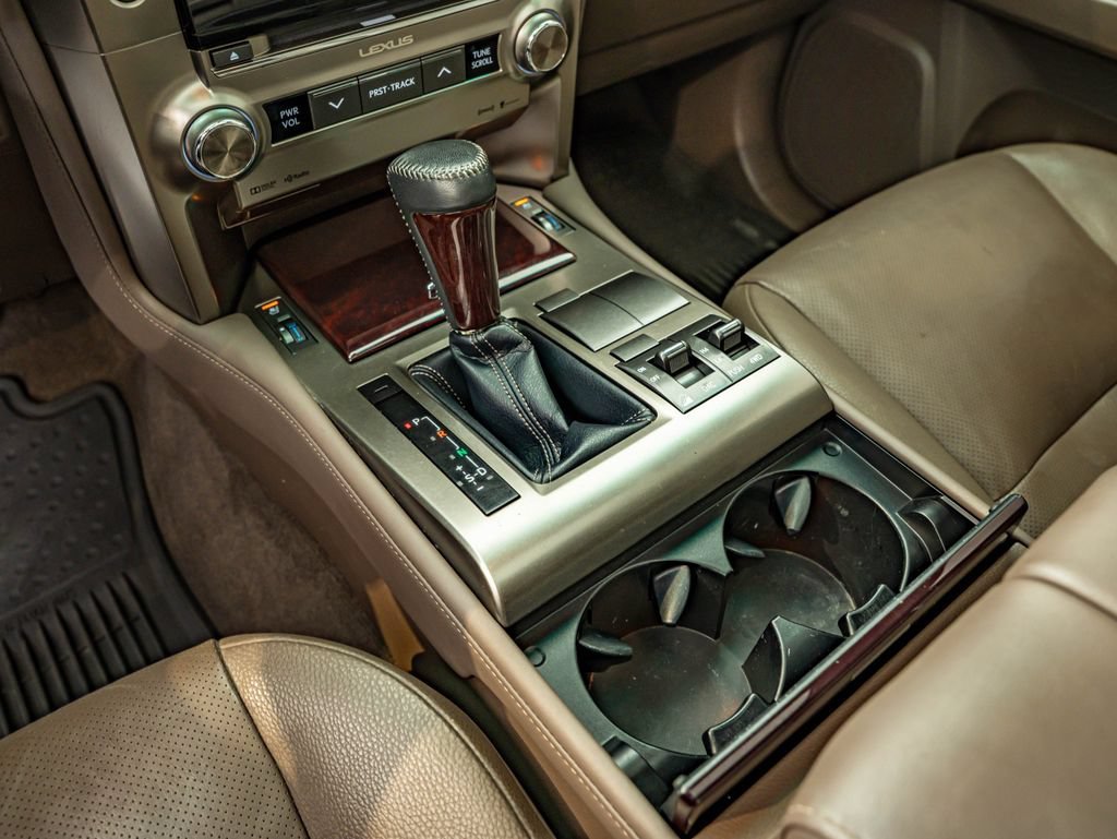 Used 2014 Starfire Pearl Lexus 460 image 29