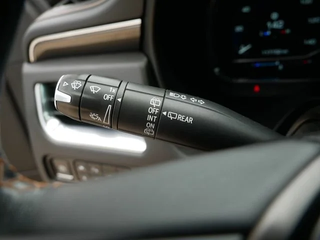 2022 GMC Yukon AT4 - Photo 21