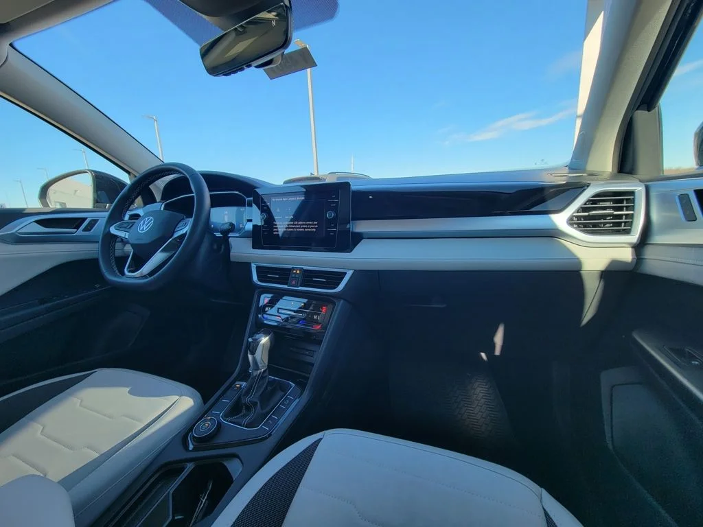 2026 Volkswagen Taos SE - Photo 13