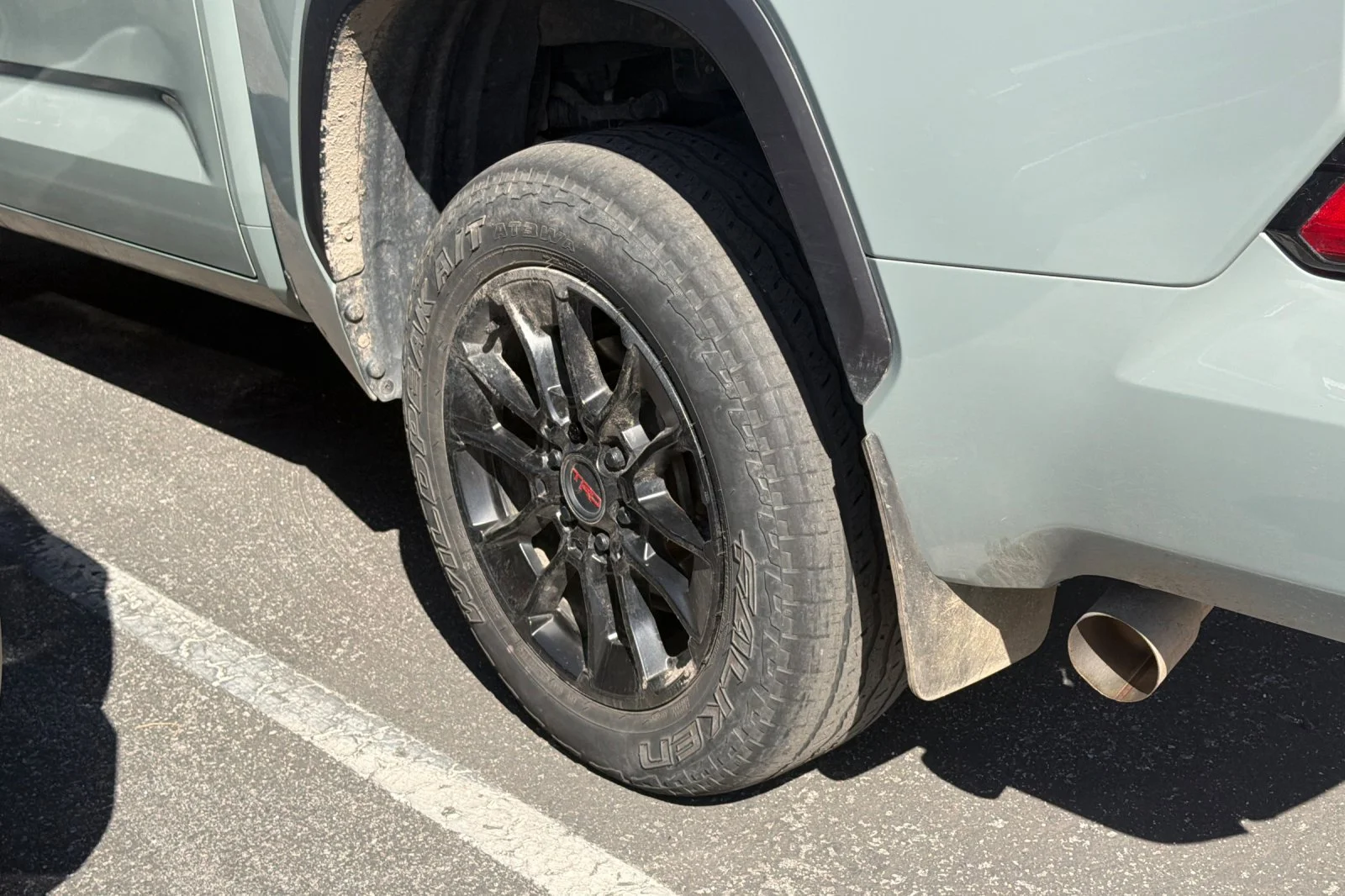 Used 2023  Toyota Limited image 4
