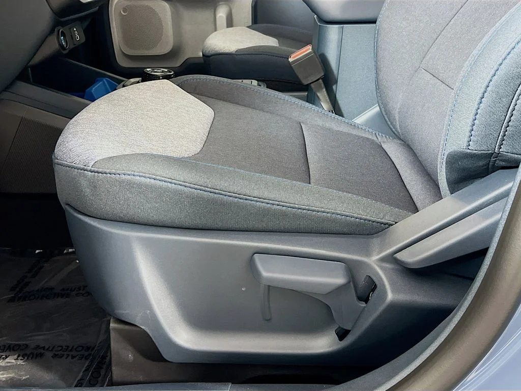 New 2026 Azure Gray Metallic Tri-Coat Ford XLT image 21
