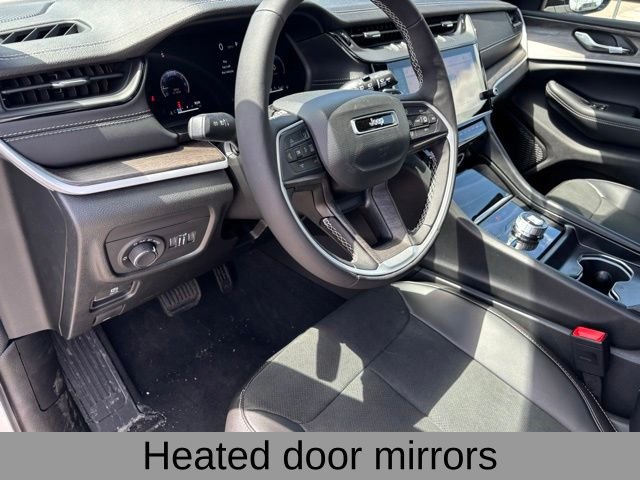New 2026 Bright White Clear-Coat Exterior Paint Jeep Altitude image 14