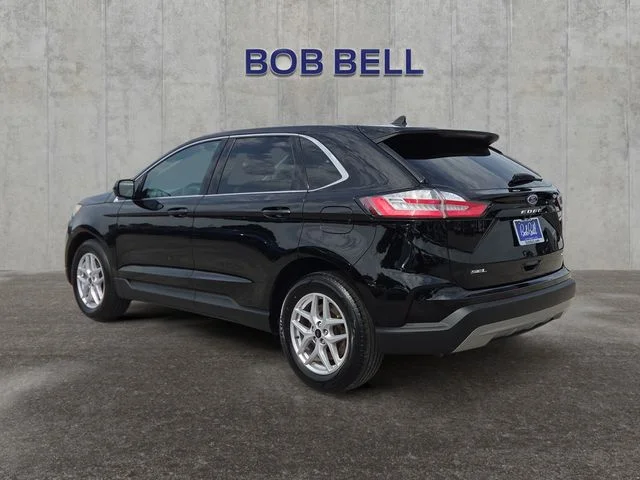 Used 2024 Black Ford SEL image 3