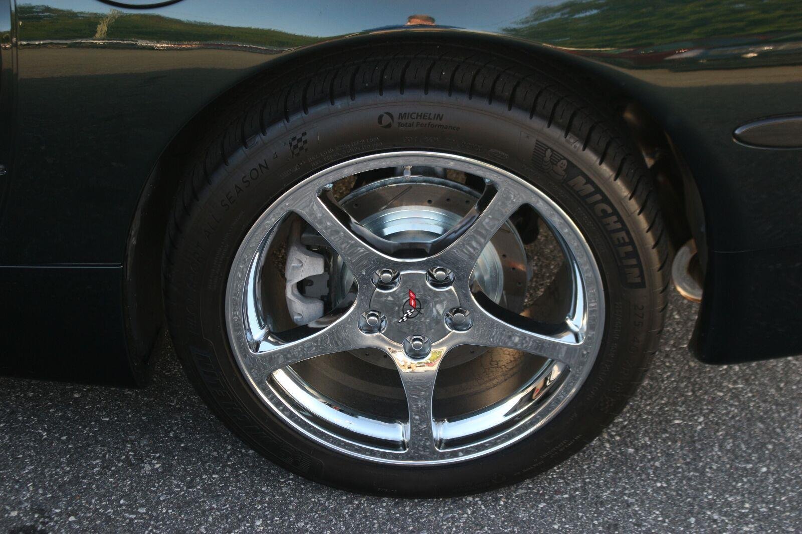 Used 2000 Bowling Green Metallic Chevrolet 2dr Convertible image 26