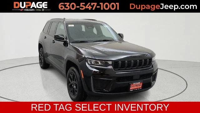New 2026 Diamond Black Crystal Pearl-Coat Exterior Paint Jeep Laredo Altitude image 1