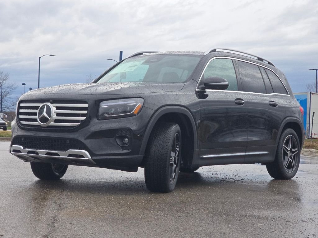 New 2026 Night Black Mercedes-Benz GLB 250 image 12
