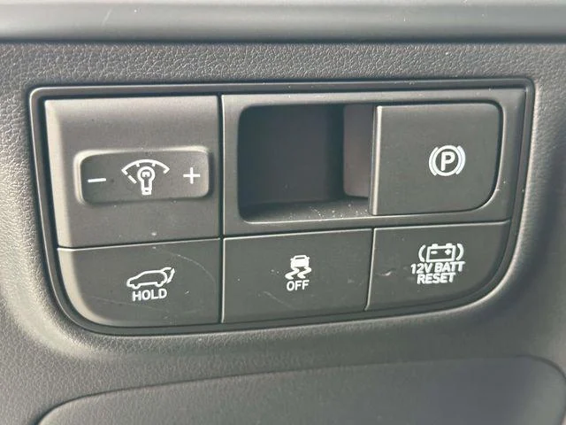 Used 2026 Creamy White Pearl Hyundai SEL AWD image 19