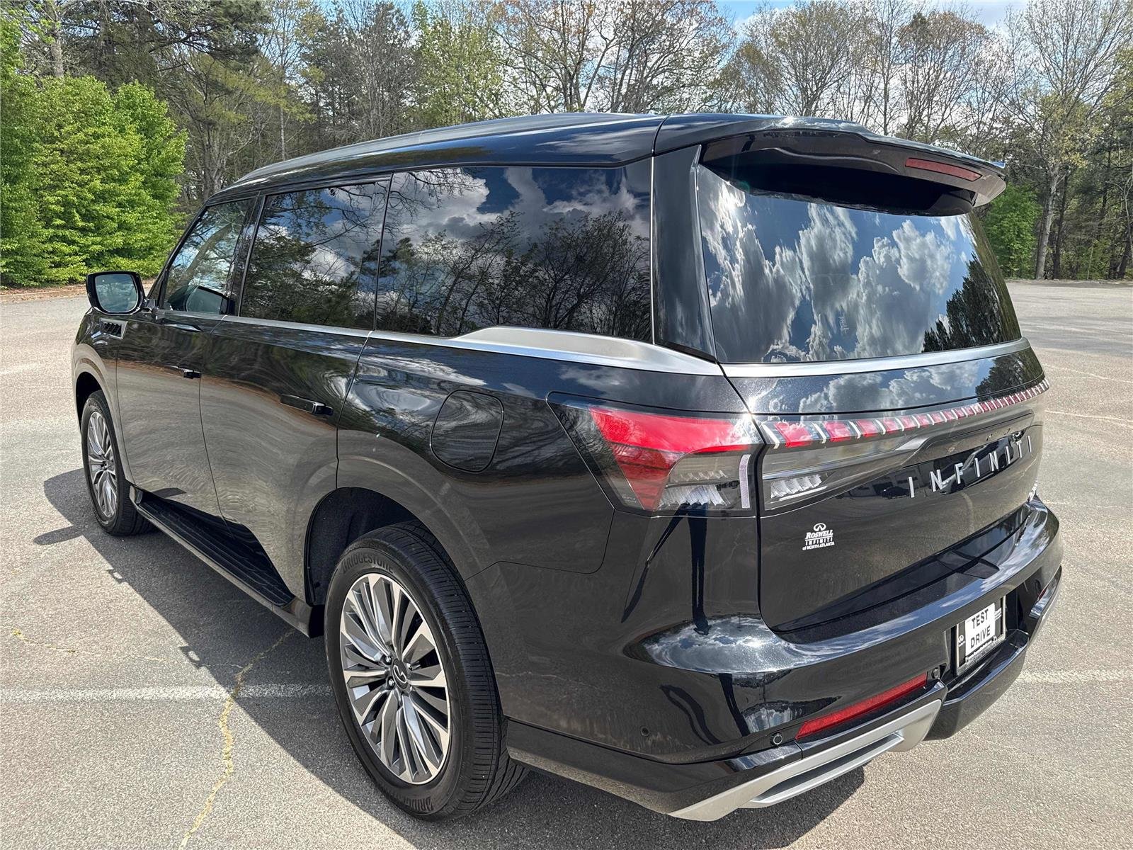Certified Used 2025 Mineral Black INFINITI SENSORY image 7