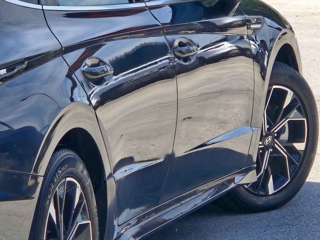 Certified Used 2025 Gray Hyundai SEL image 19
