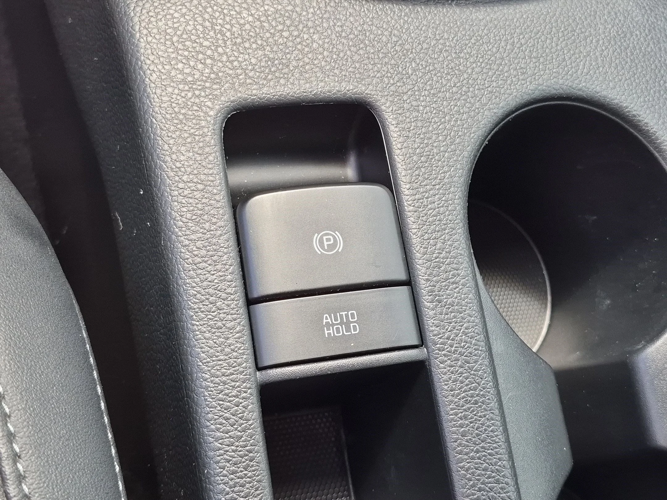 Used 2024 Clear White/Black Roof Kia SX image 22
