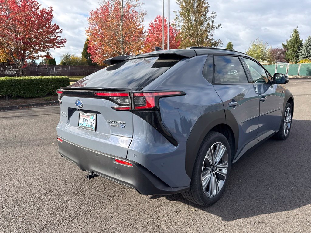 Used 2023 Harbor Mist Gray Pearl 2-Tone Subaru Touring image 7