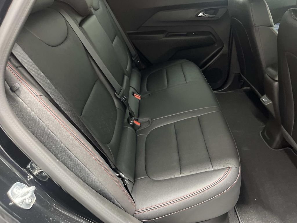 2027 Chevrolet Bolt RS - Photo 26