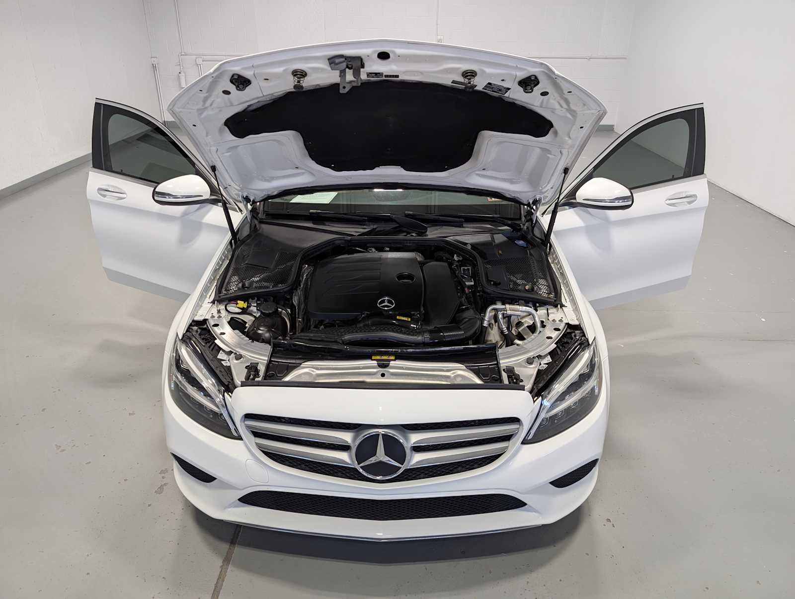 Used 2019 Polar White Mercedes-Benz C 300 image 13