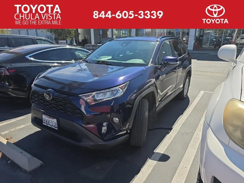 2021 Toyota RAV4 XLE FWD's photo