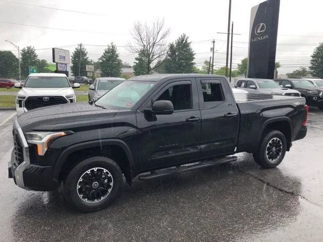 Used 2024 Midnight Black Metallic Toyota SR5 image 36
