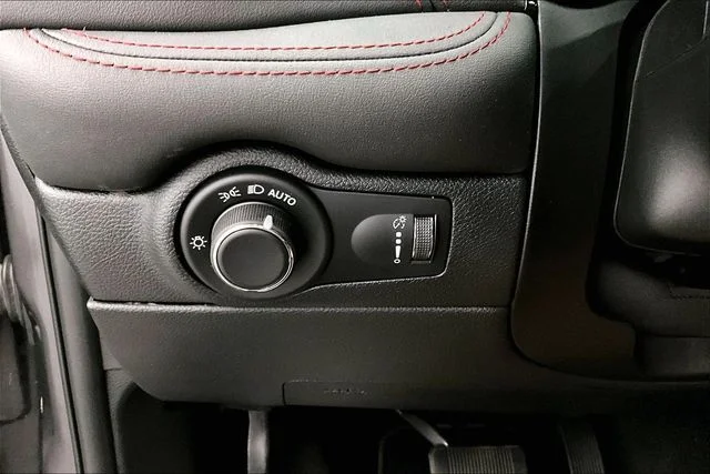 Used 2024 Vapor Gray Dodge R/T Premium image 40