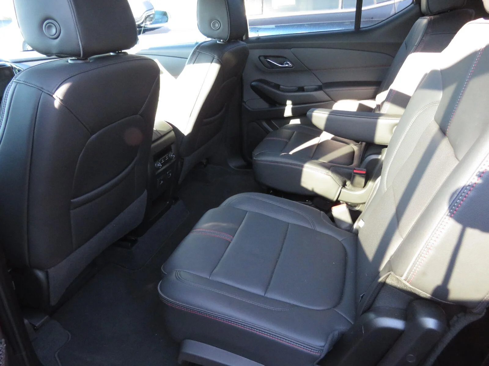 Used 2023 RADIANT RED TINTCOAT Chevrolet RS image 9