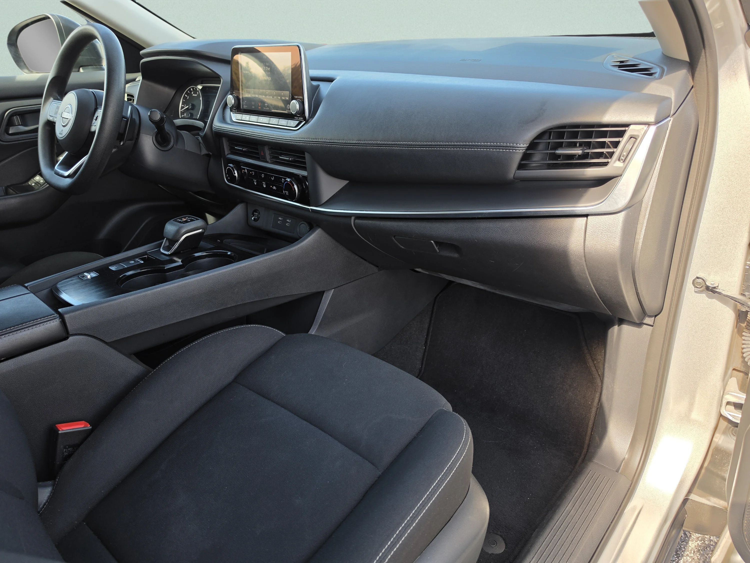 Used 2024 Brilliant Silver Metallic Nissan S image 16