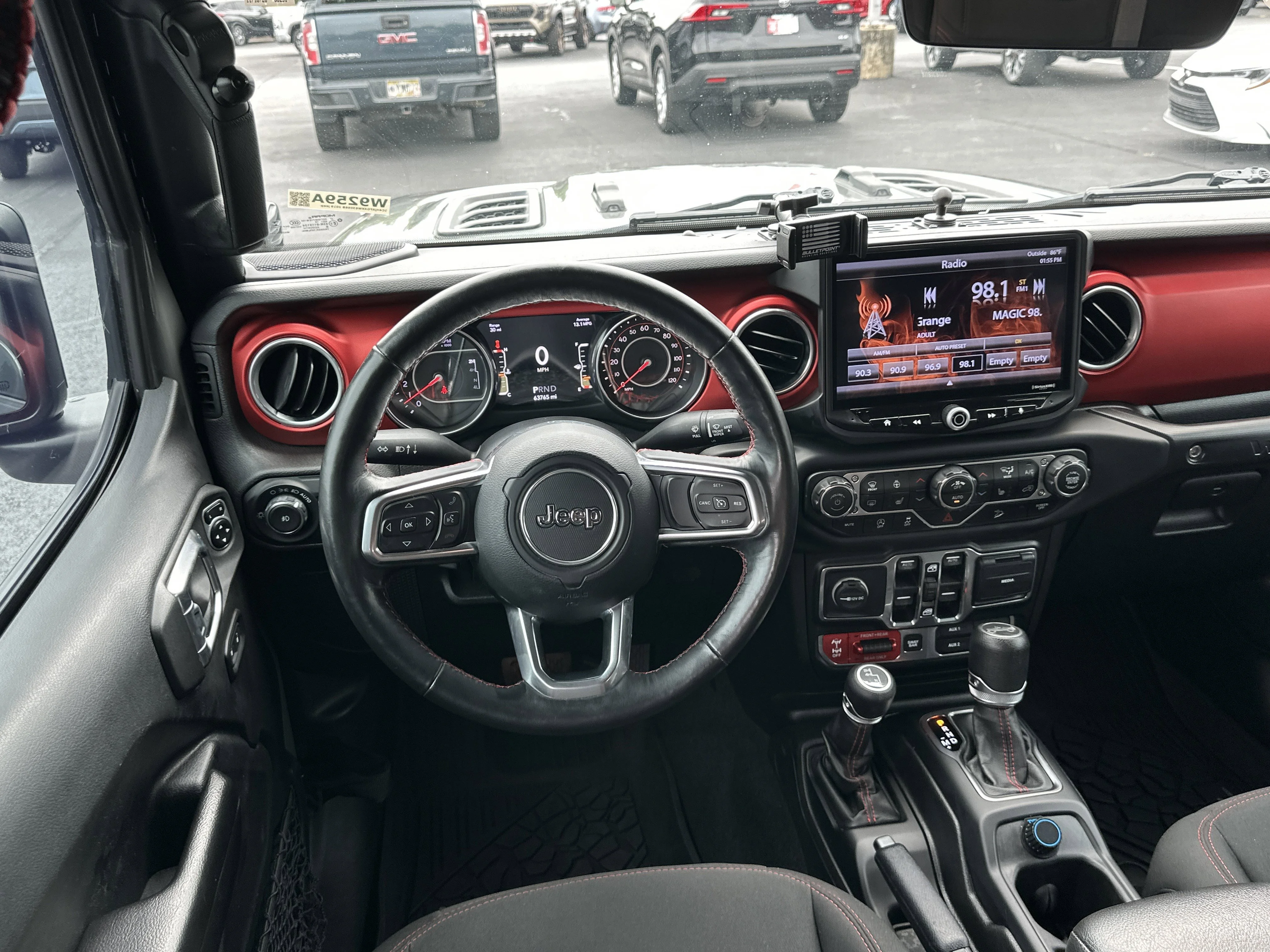 Used 2019 Sting-Gray Clear Coat Jeep Rubicon image 22