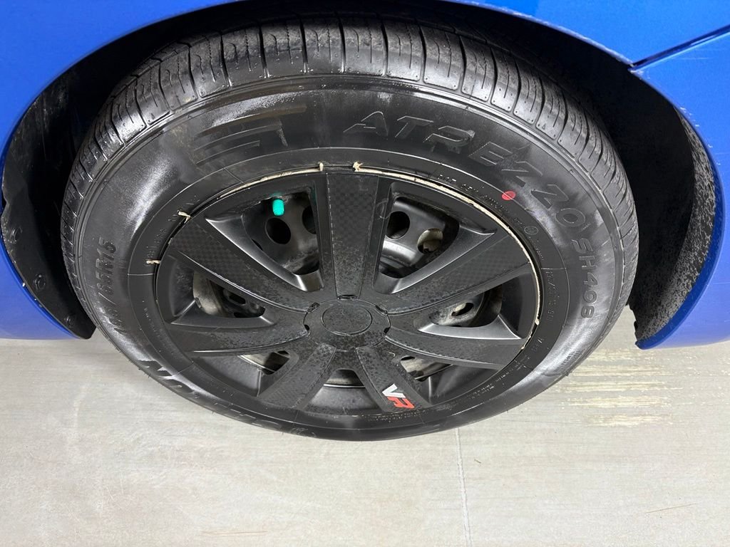 Used 2022 Blue Nissan 1.6 S image 9
