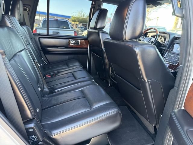 2016 Lincoln Navigator Select - Photo 30