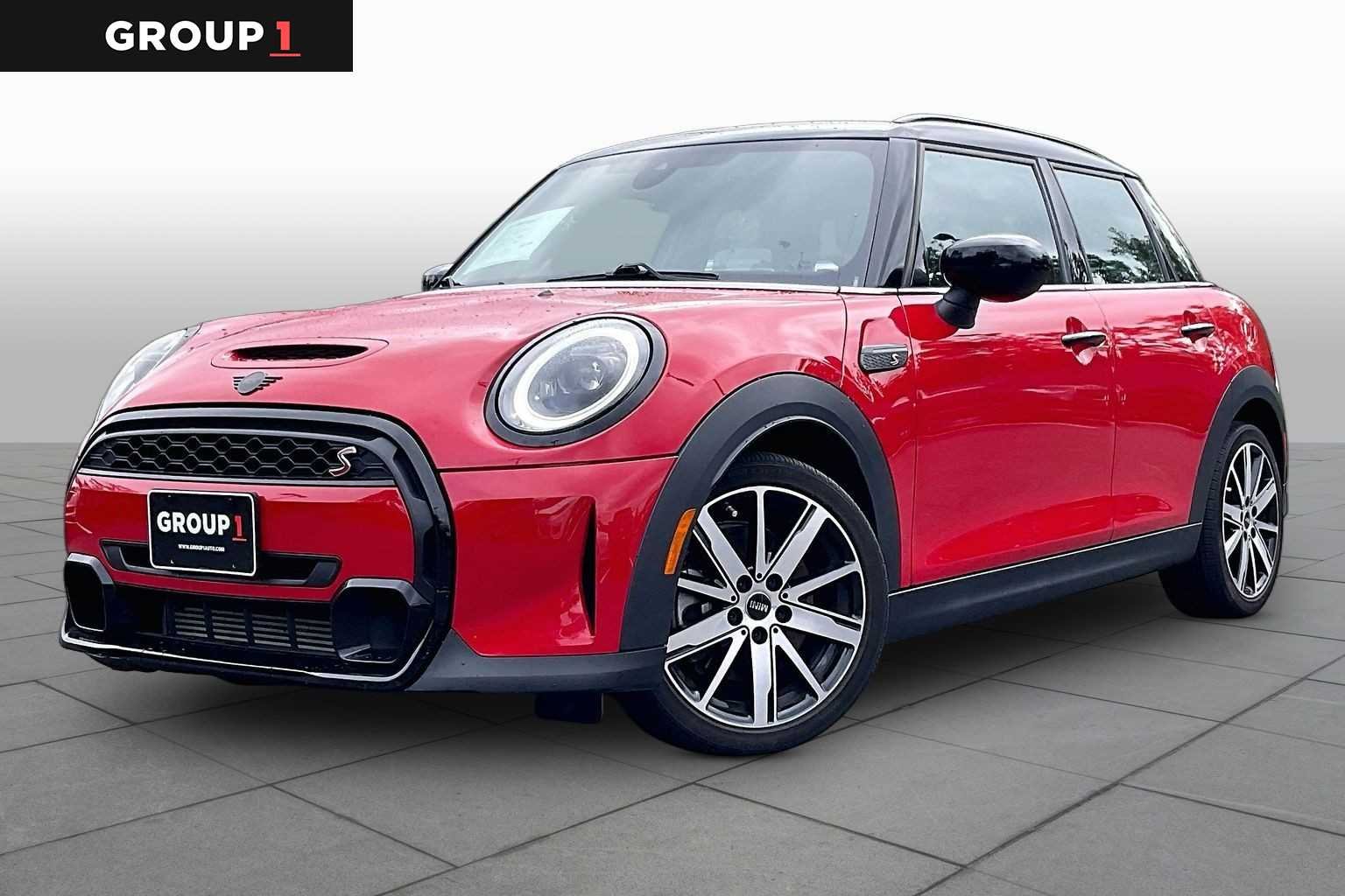 2023 MINI Hardtop 4 Door