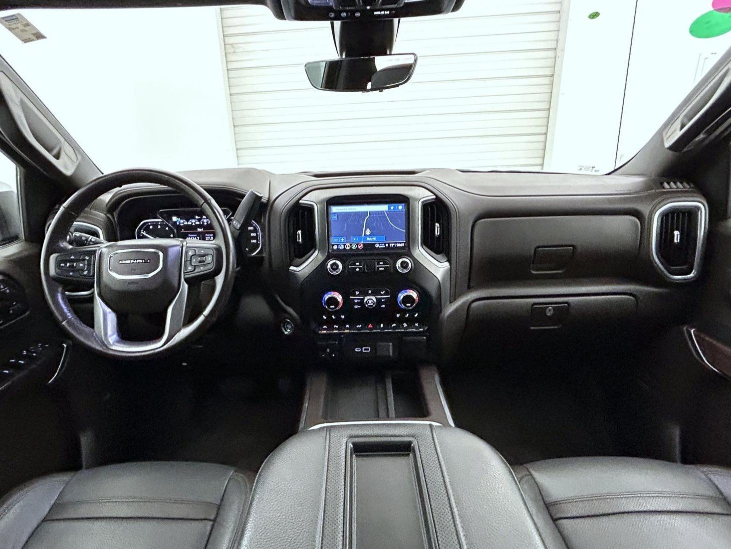Used 2021 White GMC Denali image 14