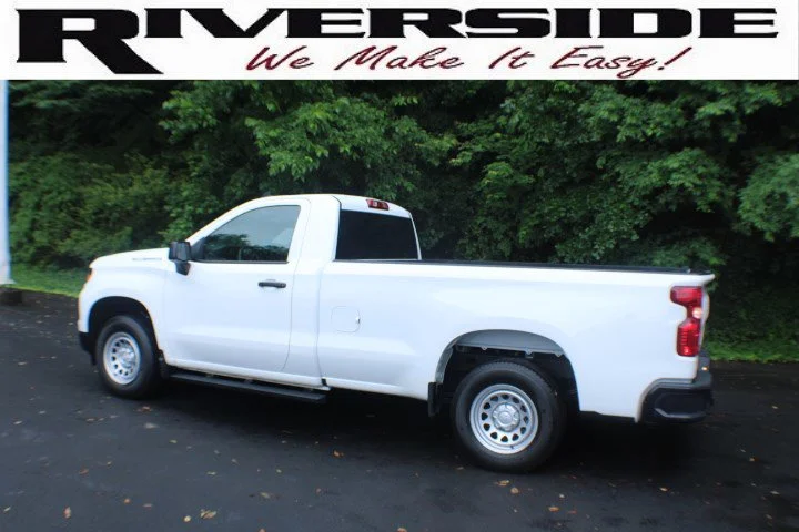 Used 2026 Summit White Chevrolet WT image 3