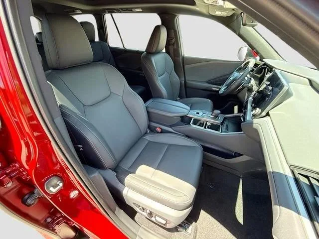 New 2026 Matador Red Mica Lexus PREMIUM image 23
