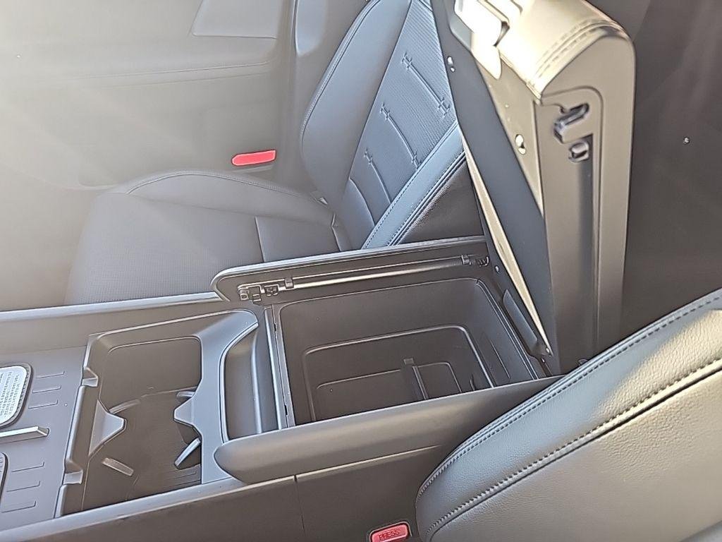 New 2026 White Hyundai Limited AWD image 24