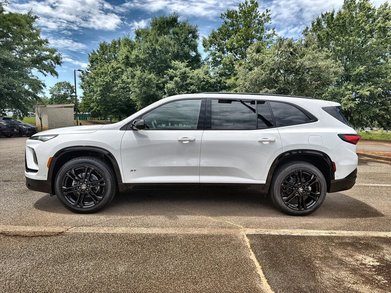 New 2026 Summit White Buick Sport Touring image 5