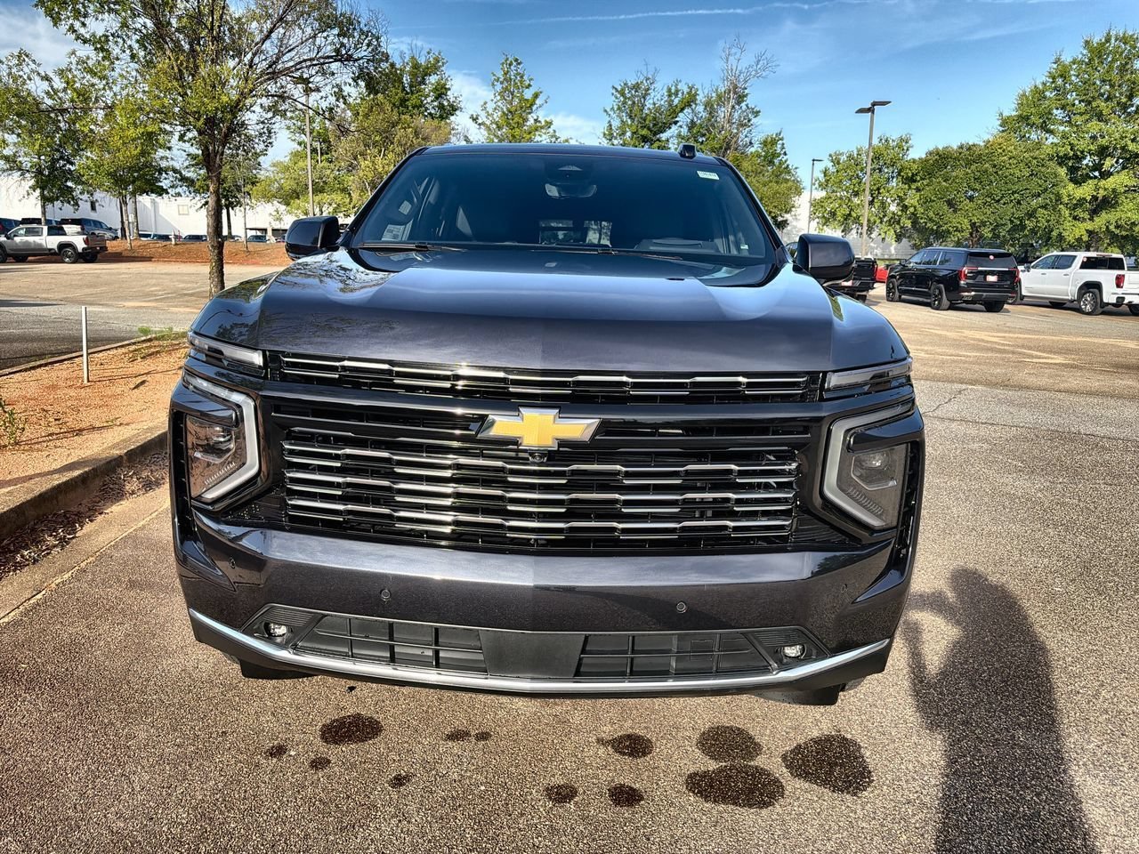 2026 Chevrolet Suburban High Country - Photo 3