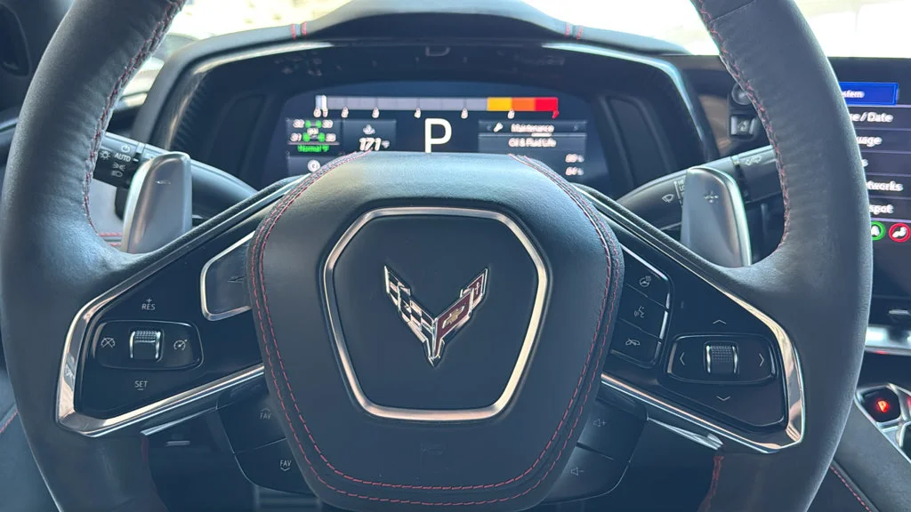 Used 2022 Gray Metallic Chevrolet Stingray image 10