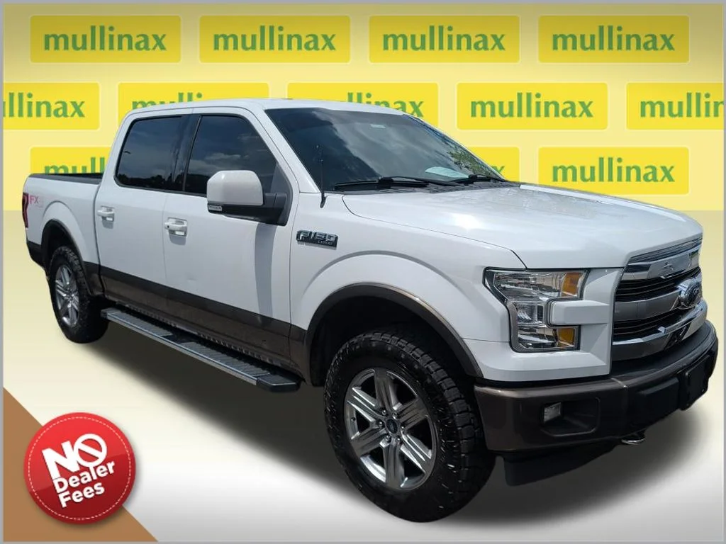 Used 2017  Ford Lariat image 1