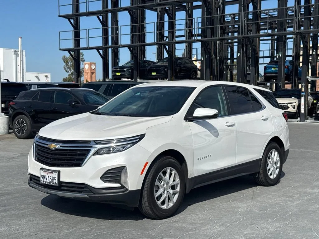 Used 2024 Iridescent Pearl Tricoat Chevrolet LT image 1