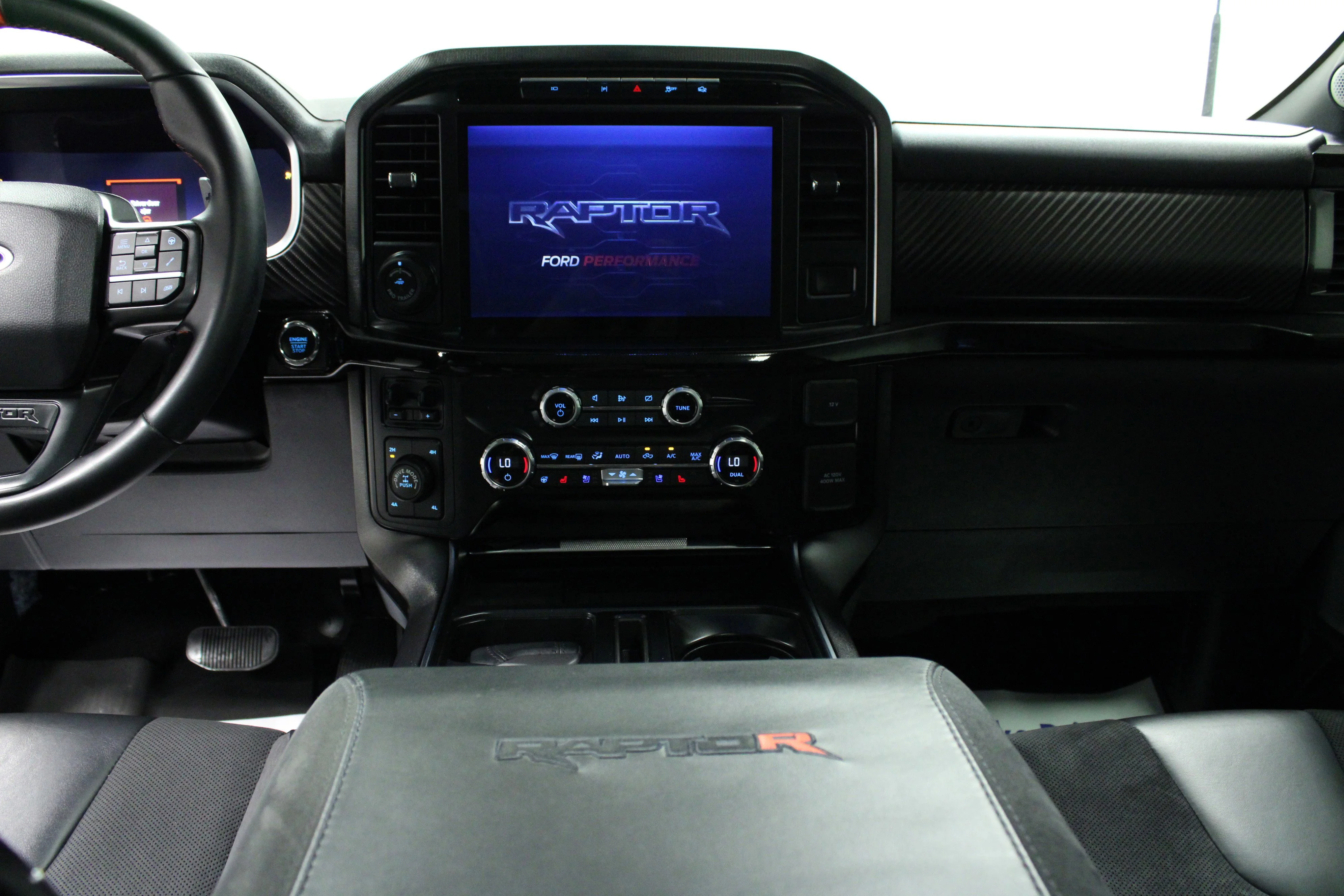 Used 2023 Avalanche Gray Ford Raptor image 18