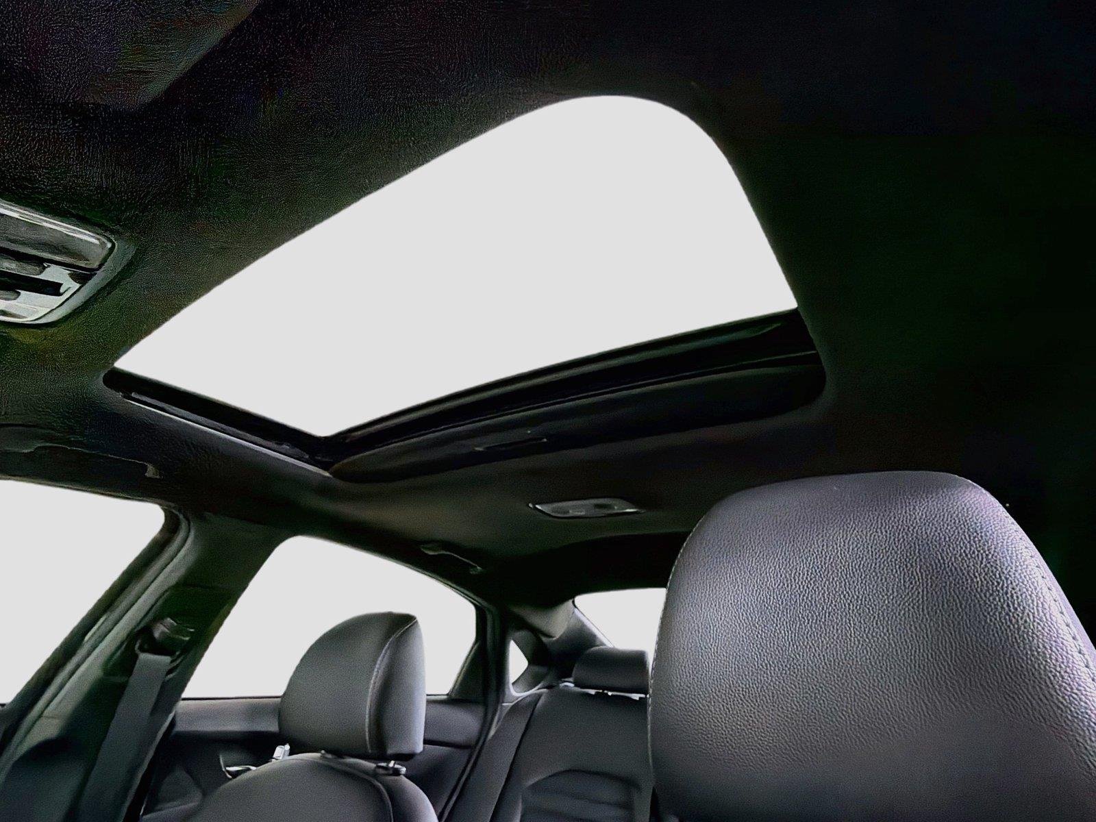 Used 2022 Aurora Black Kia GT-Line image 22