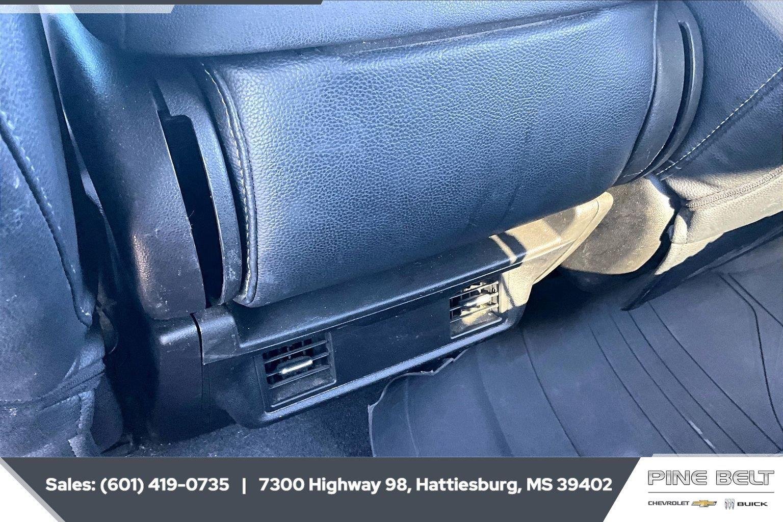 Used 2021 SUMMIT WHITE Chevrolet Custom image 25