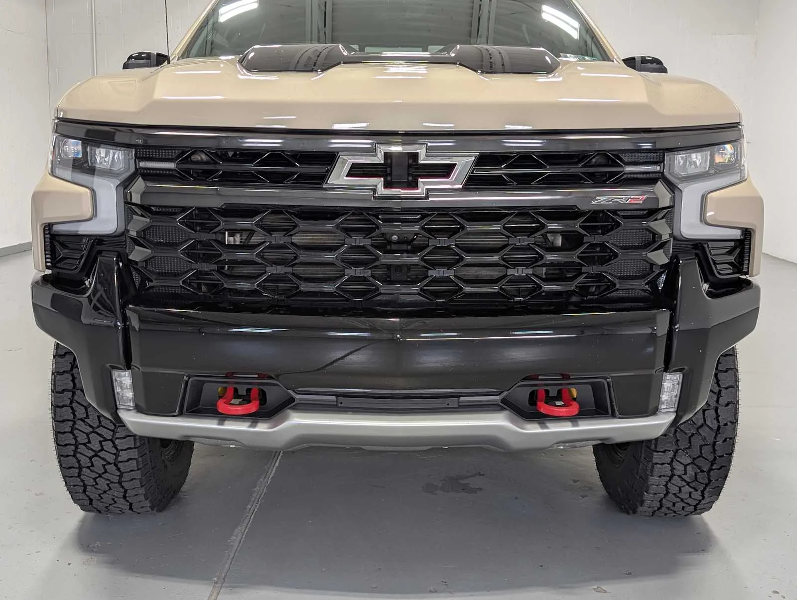 Used 2023 Sand Dune Metallic Chevrolet ZR2 image 2