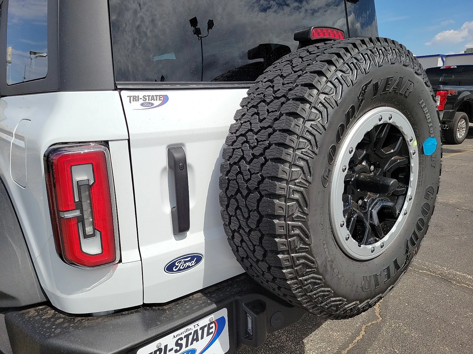 New 2026 Oxford White Ford Outer Banks&reg; image 8