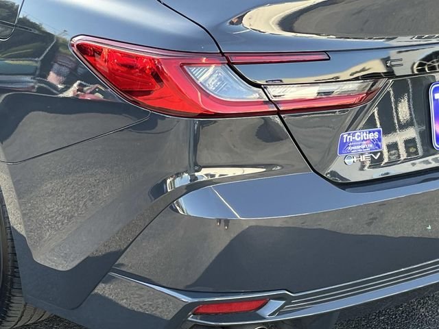 Used 2025  Toyota XSE image 5