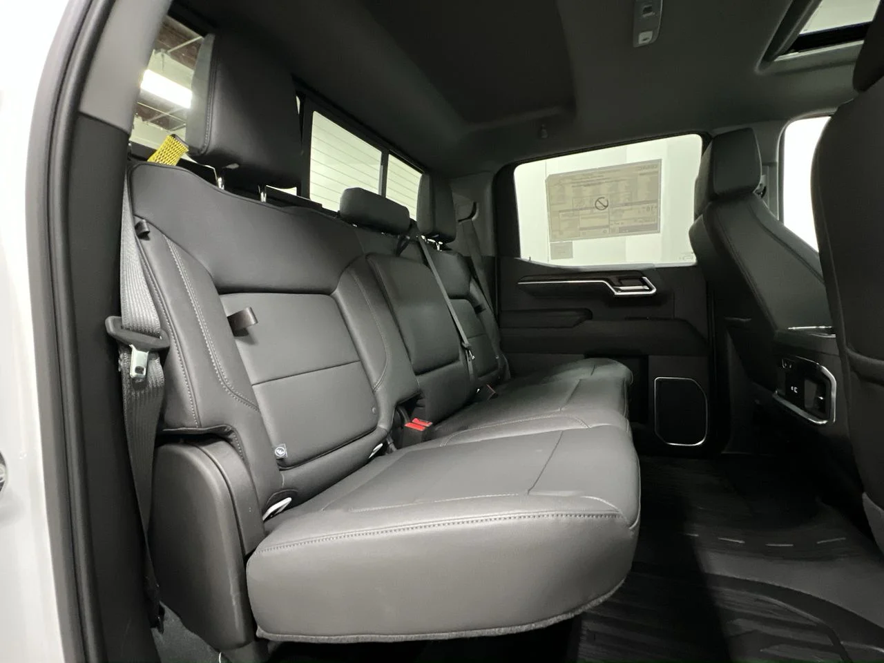 2026 GMC Sierra 1500 SLT - Photo 87