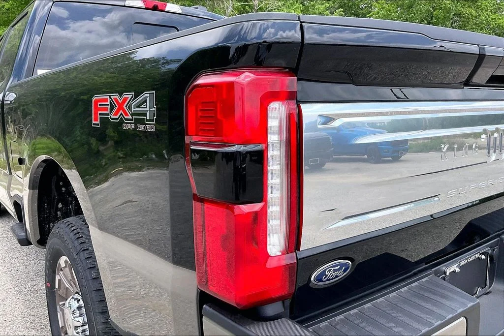 New 2026 Ford Super Duty F-250 King Ranch 4D Crew Cab
