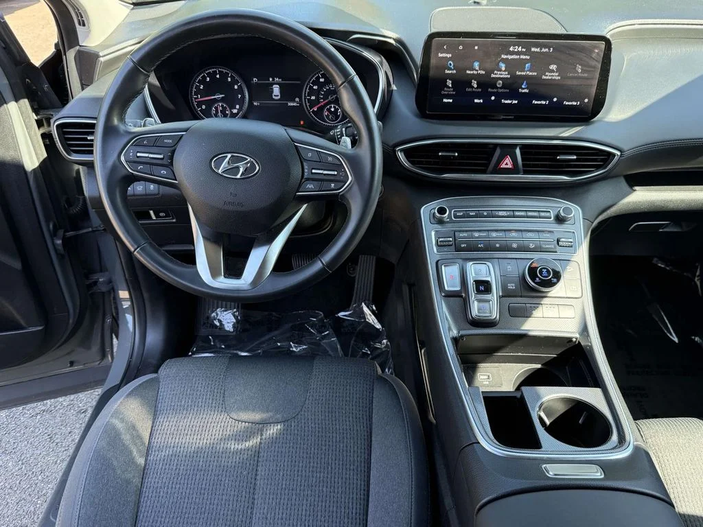 Used 2023 Gray Hyundai SEL image 16