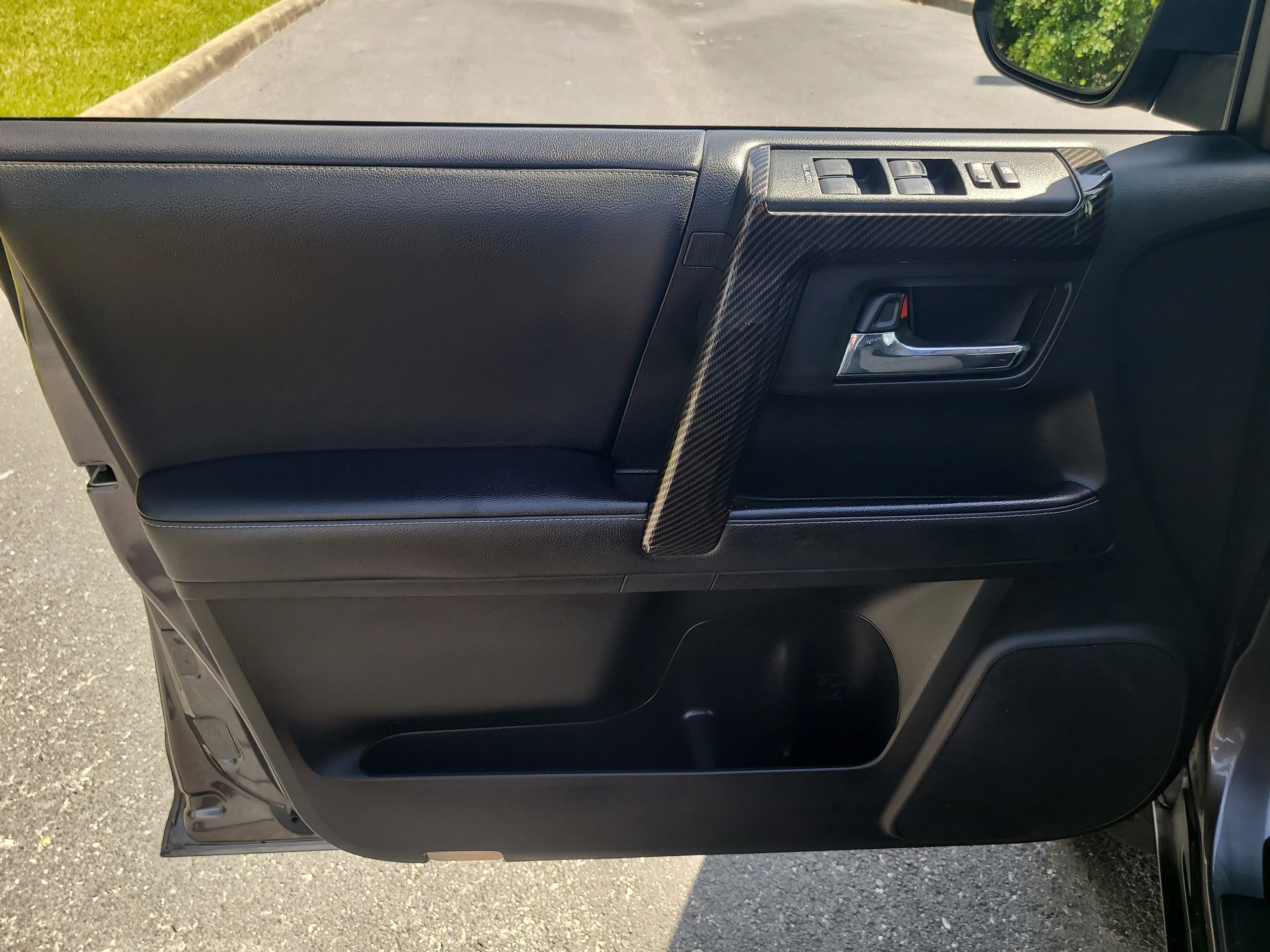 Used 2021 Magnetic Gray Metallic Toyota SR5 image 16