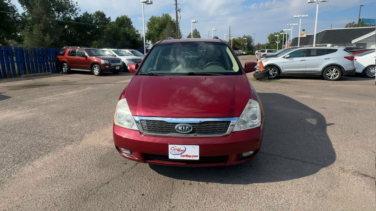 2011 Kia Sedona EX photo 3