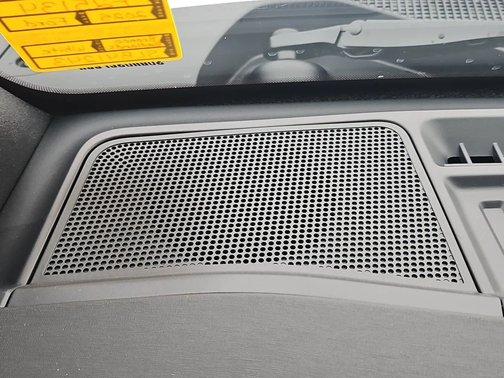 New 2025 Oxford White Ford Badlands® image 34