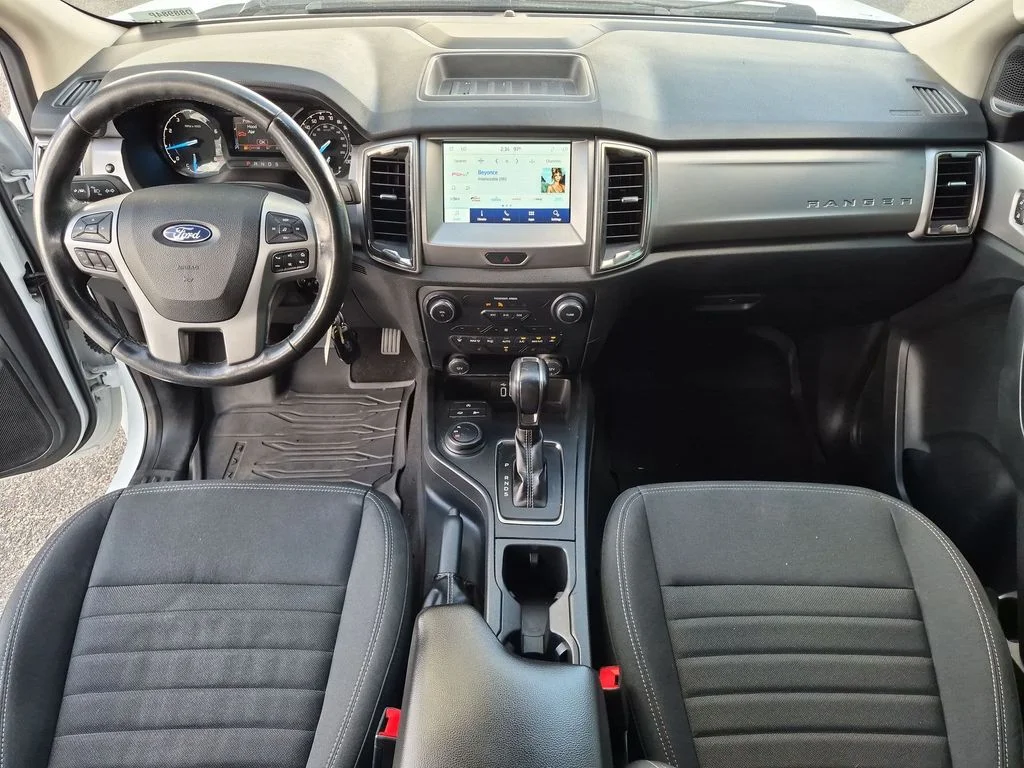 Used 2021 White Ford XLT image 22