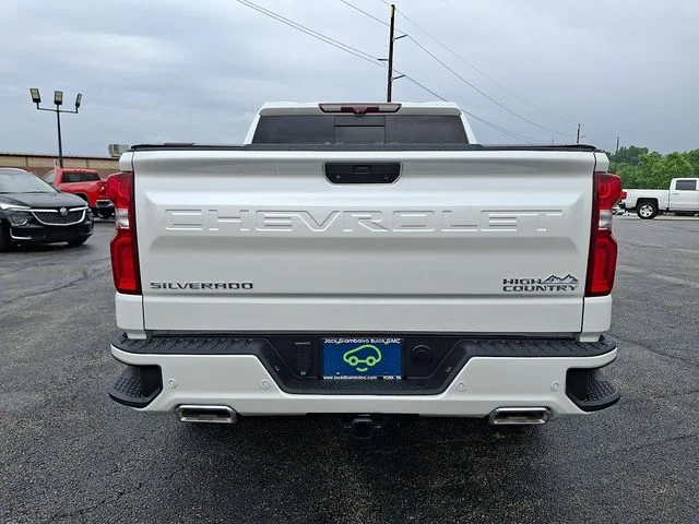 Used 2020 Beige Chevrolet High Country image 6